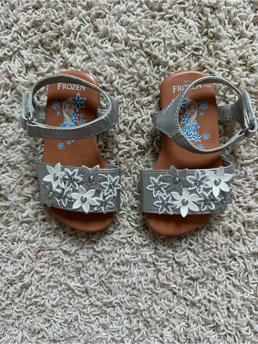 Disney Silver Floral Sandals with White Accents - Frozen